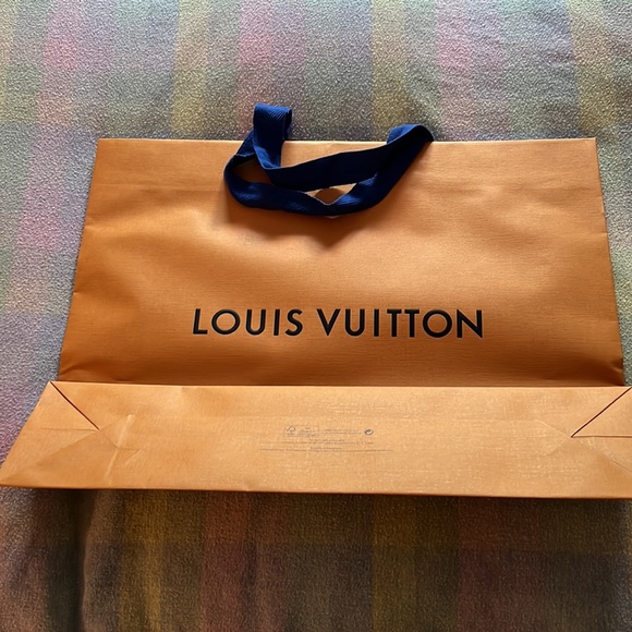 NEW Louis Vuitton Paper Bags - two! - Picture 2 of 2